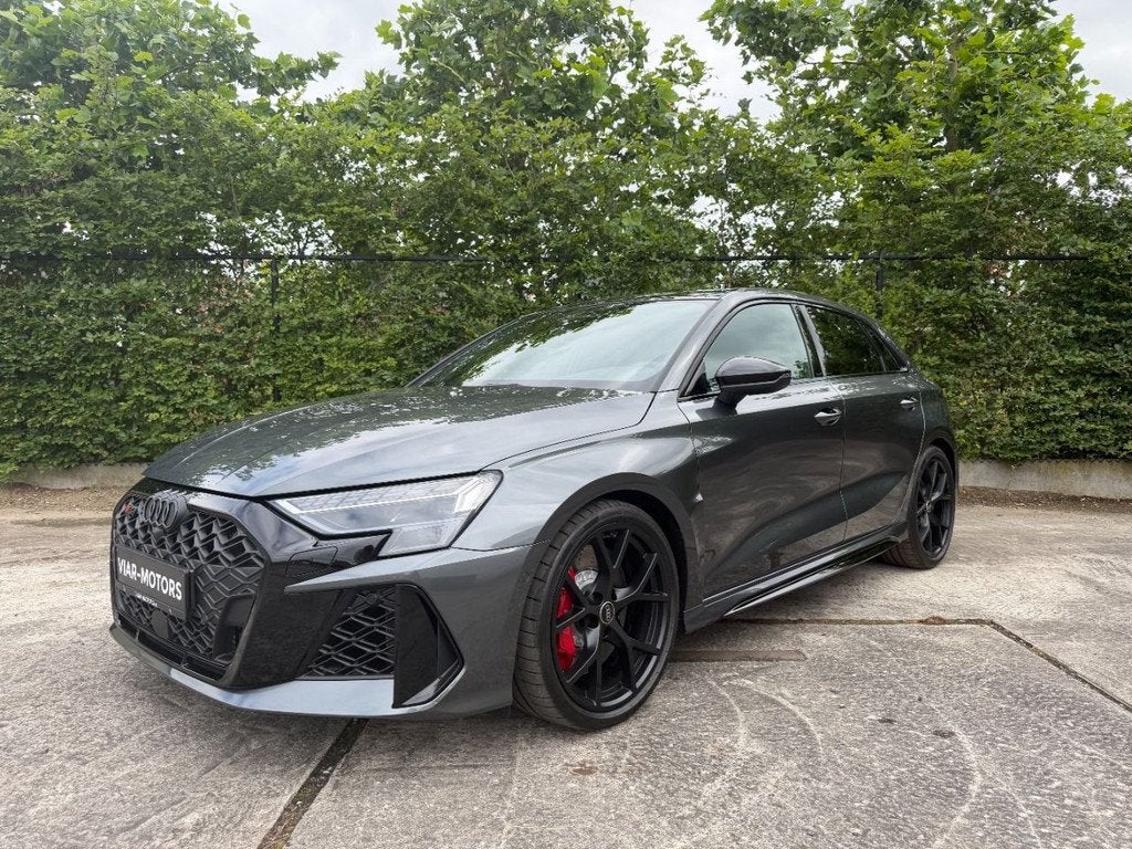 Audi RS3 SPORTBACK-NEW-2.5 TFSI-QUATTRO-Pano-Dodehoek-Sonos, Autos, Argent ou Gris, Achat, 2480 cm³, Carnet d'entretien
