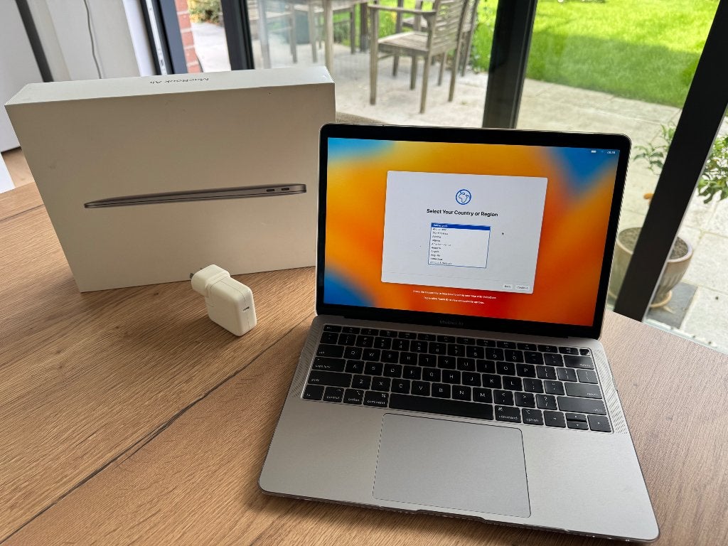 Macbook Air 2018 NIEUWE BATTERIJ, Computers en Software, Qwerty, 8 GB, 13 inch, Minder dan 2 Ghz