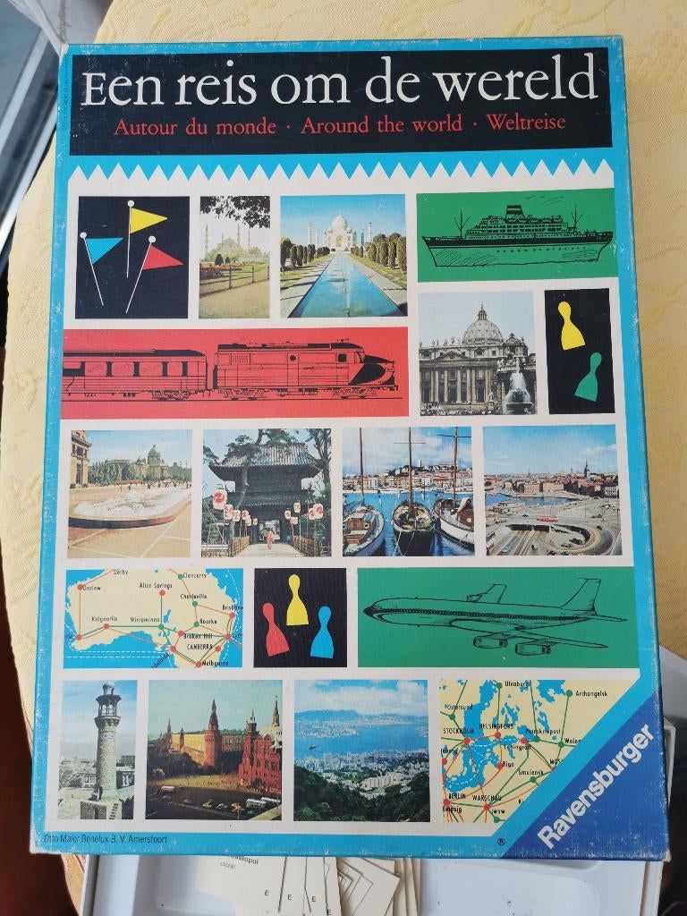 Vintage Ravensburger spel: Een Reis om de Wereld (1974), Antiek en Kunst, Antiek | Speelgoed, Ophalen of Verzenden