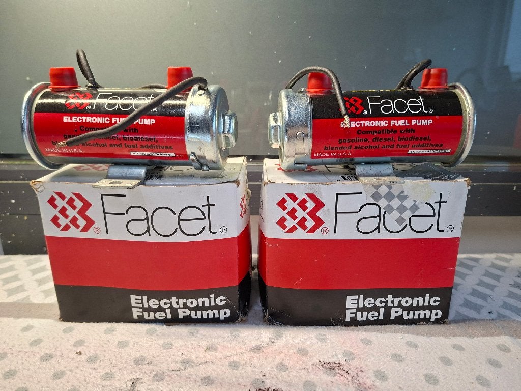 2 pompes à essence FACET RedTop Compétition NEUVES, Envoi, Neuf