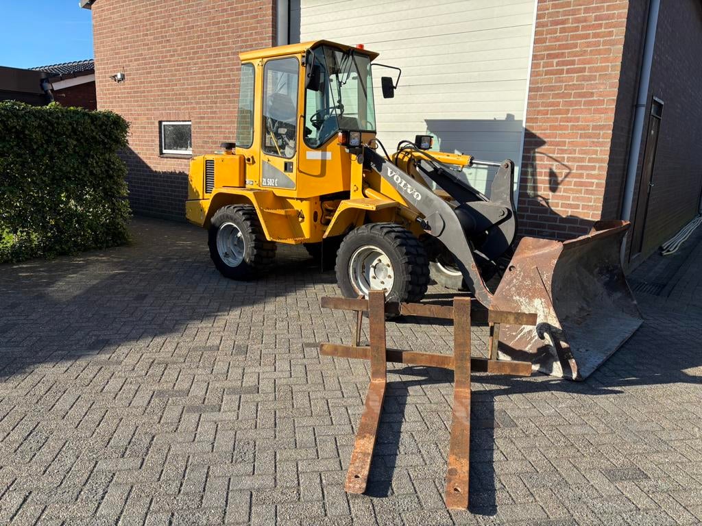 Volvo ZL502C wiellader Kniklader shovel, Ophalen