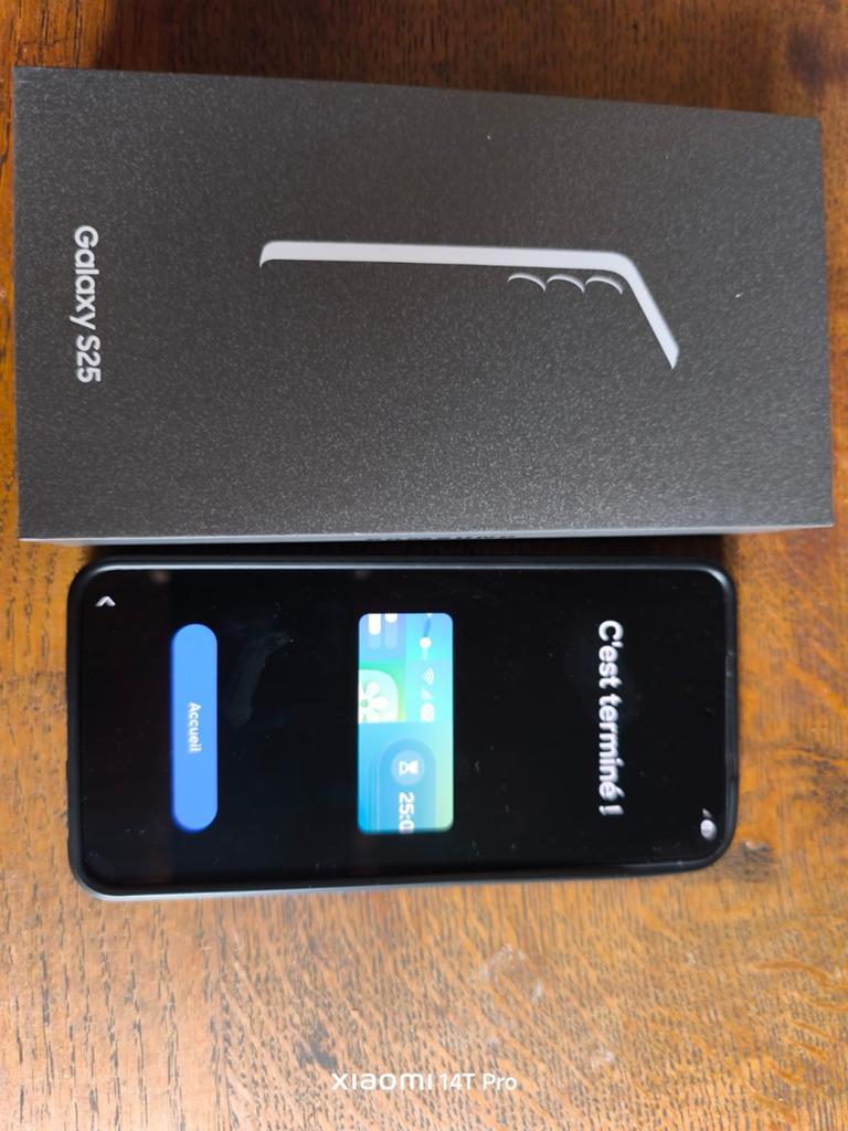 Samsung s25 (nov2024), facture, 3 coques etc, Télécoms, Téléphonie mobile | Samsung, Enlèvement, Noir