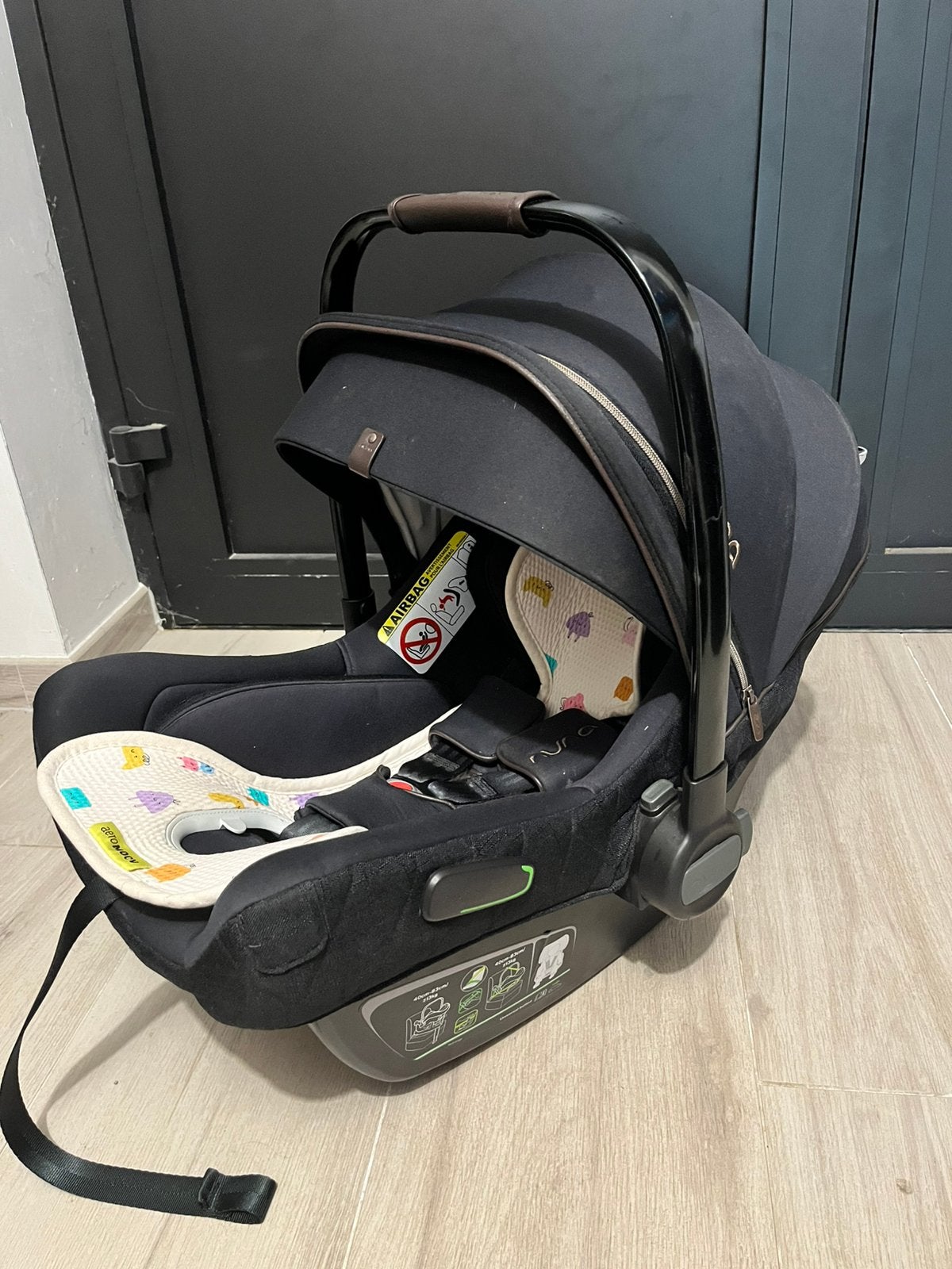 Autostoel baby Nuna, Kinderen en Baby's, Ophalen, Zo goed als nieuw, Overige merken