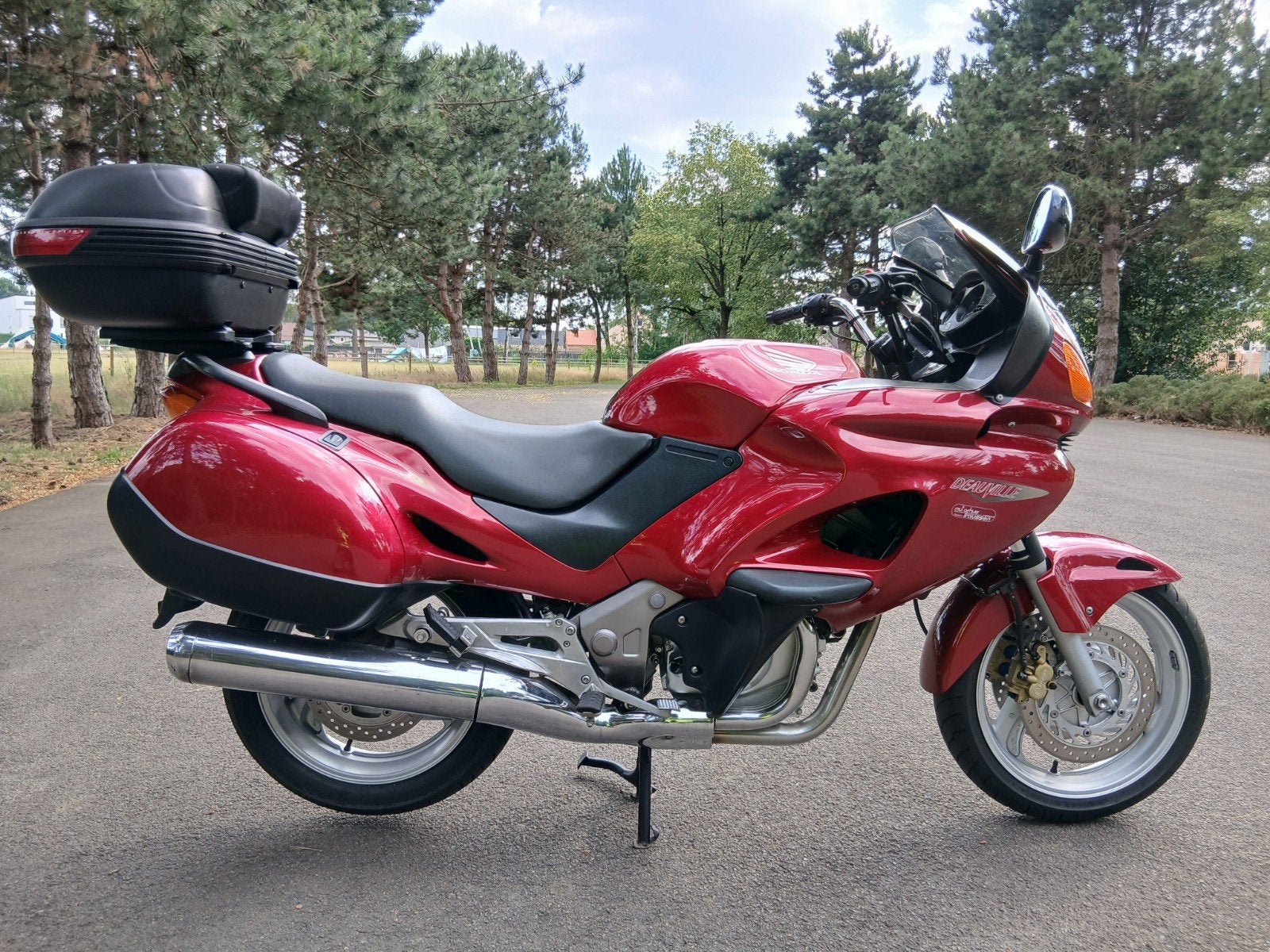 Zeer mooie honda deauville 650 ntv met slechts 35.675 km, Motoren, Motoren | Honda, 2 cilinders, Particulier, 650 cc