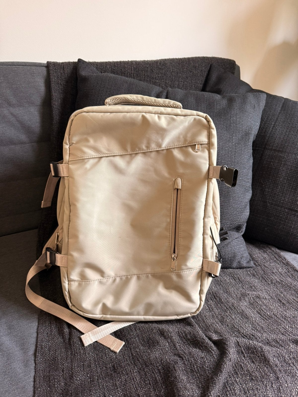 Uitbreidbare reisrugzak / handbagage – crème, Ophalen of Verzenden, Zo goed als nieuw