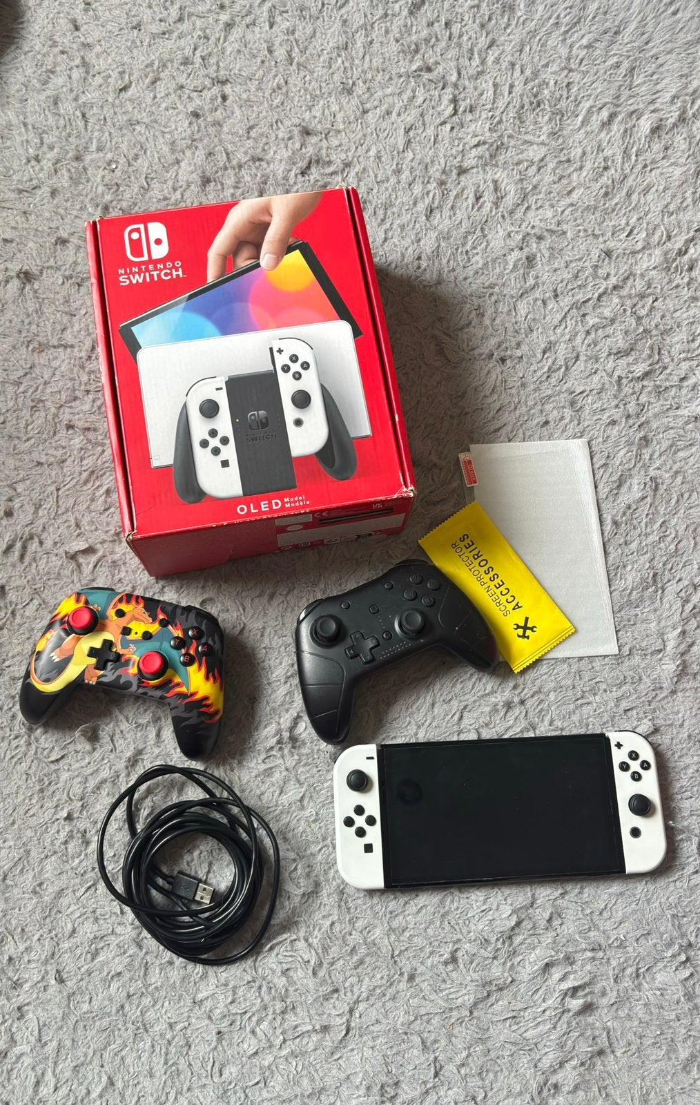Console Nintendo Switch OLED + 2 manettes, Enlèvement ou Envoi, Utilisé