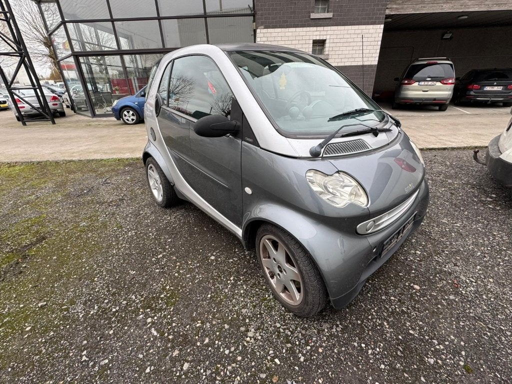 Smart forTwo Coupé 0.7 Turbo AUTOMATIQUE bj. 2004 137000km, Auto's, Automaat, https://public.car-pass.be/vhr/19d85c49-504f-49ca-9af8-8911ecaf298d