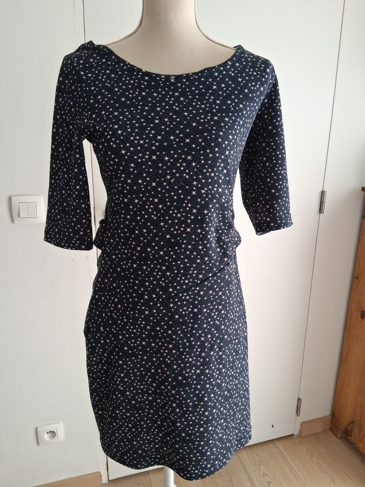zwart/grijs kleedje met sterren - CKS - maat S, Kleding | Dames, Ophalen of Verzenden, Zo goed als nieuw, Maat 36 (S), CKS