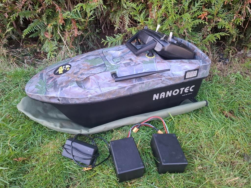 Voerboot nanotec pro in nieuwstaat 1 jaar garantie, Watersport en Boten, Ophalen of Verzenden