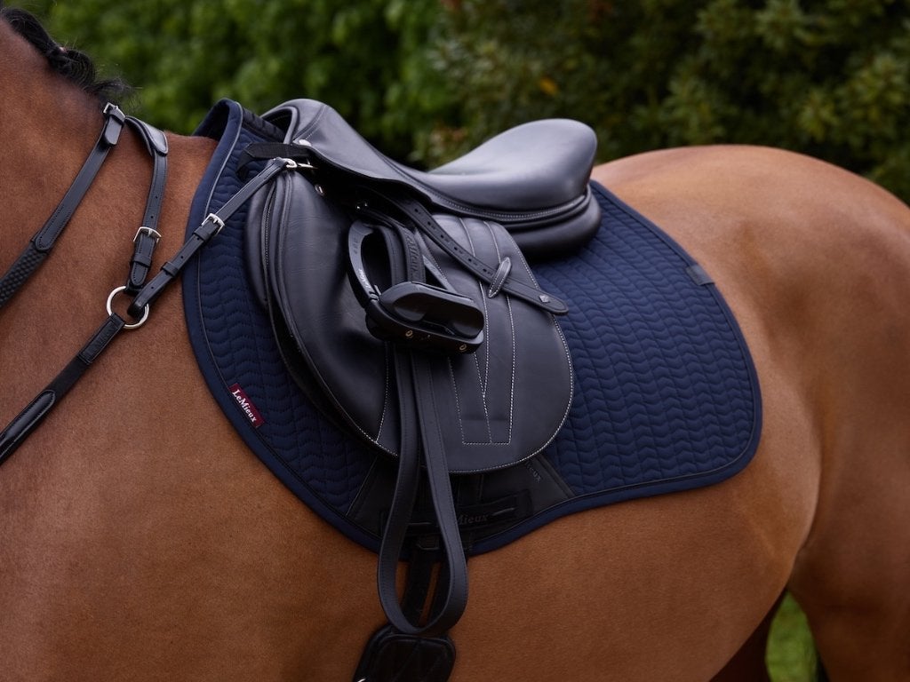 LeMieux Essence Eurojump spring dekje Navy SALE!, Full (L), Ophalen of Verzenden, Nieuw, Overige materialen