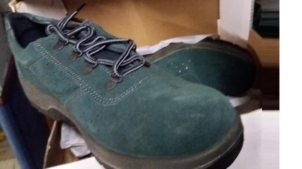 Pantalon de travail + chaussures de sécurité P43 - NEUFS !, Ophalen of Verzenden, Broek
