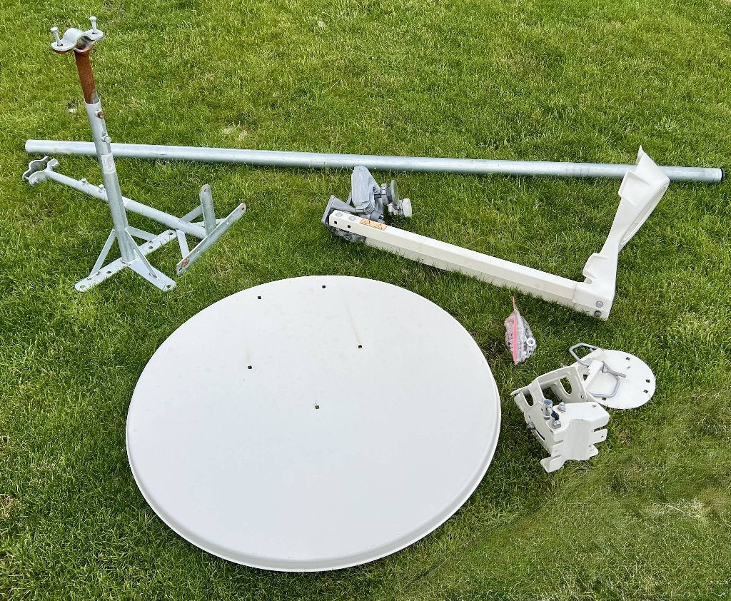 Antenne parabolique Viasat/Tooway, TV, Hi-fi & Vidéo, Antennes paroboliques, Utilisé, Antenne (parabolique), Autres marques, Enlèvement