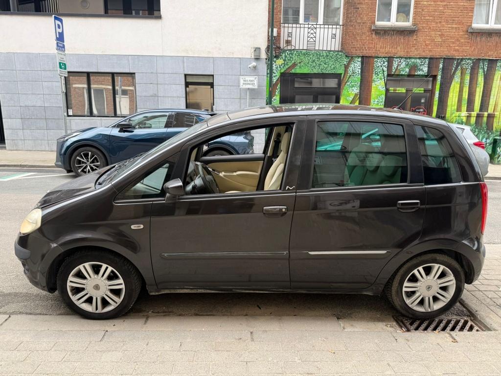 Lancia Musa 2006 1.4 Essence 101382KM / AUTOMATIQUE, Auto's, Automaat, Beige, Zwart, Leder