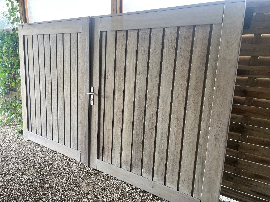 Tuinpoort in hardhout, Ophalen, Zo goed als nieuw, 150 tot 200 cm, Hout