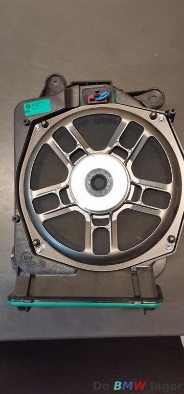 SubWoofer Bas rechts BMW G30 G31 G32 G11 G12 F90 65139353988, Auto-onderdelen, Elektronica en Kabels, BMW, Gebruikt, Ophalen of Verzenden