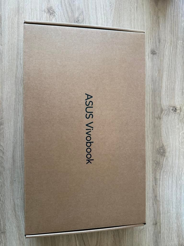 Asus Vivobook 14 M1407KA-LY057W (90NB15H3-M00290), Enlèvement ou Envoi, 14 pouces, Comme neuf, 4 Ghz ou plus