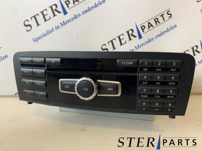 Radio van een Mercedes B-Klasse, Gebruikt, -, Ophalen of Verzenden, -