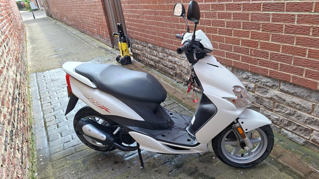Yamaha jog r