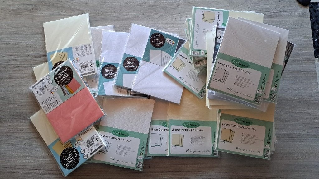 160+ Pakjes Luxe Blanco Kaarten met Enveloppen, Hobby & Loisirs créatifs, Cartes | Fabrication, Enlèvement, Neuf, Carte blanco ou Carte de base