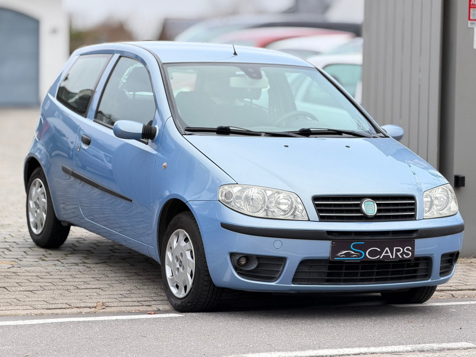 Fiat Punto 1.2i ** Automatiek ** 109.000 km ** Airco **, Auto's, 4 cilinders, Bedrijf, 5 zetels, 44 kW