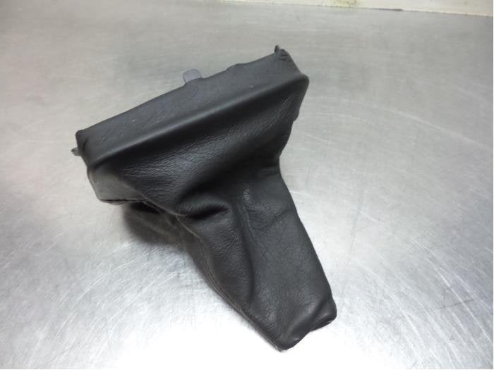 Enveloppe levier de vitesse d'un Peugeot 206 (206 98-), -, 3 mois de garantie, Utilisé, -