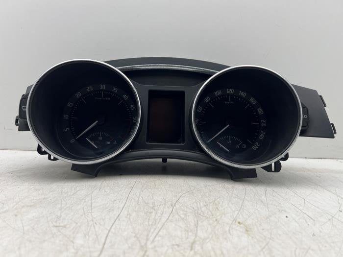 Compteur kilométrique KM d'un Skoda Superb, -, 3 mois de garantie, Utilisé, Skoda