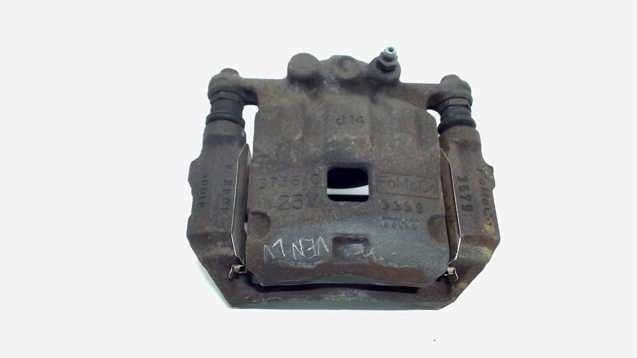 Remklauw links voor Ford Fiesta, Onderdelen@venauto.nl, Van der Ven Autorecycling B.V., Ettenseweg 76, 4706 PB Roosendaal, The Netherlands