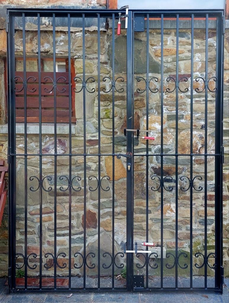 Grille en fer forgé, Jardin & Terrasse, Portail battant, 150 à 200 cm, Enlèvement, 200 cm ou plus