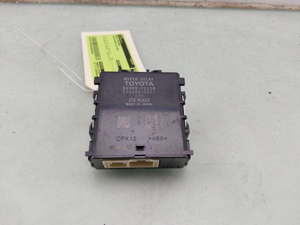 ORDINATEUR ESSUIE GLACE Toyota Corolla Cross (|8594012230|), DENSO EUROPE B.V., Info@denso.nl, Toyota, Utilisé