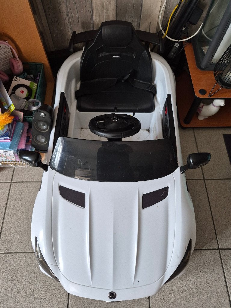 Voiture enfants, Enlèvement, Comme neuf