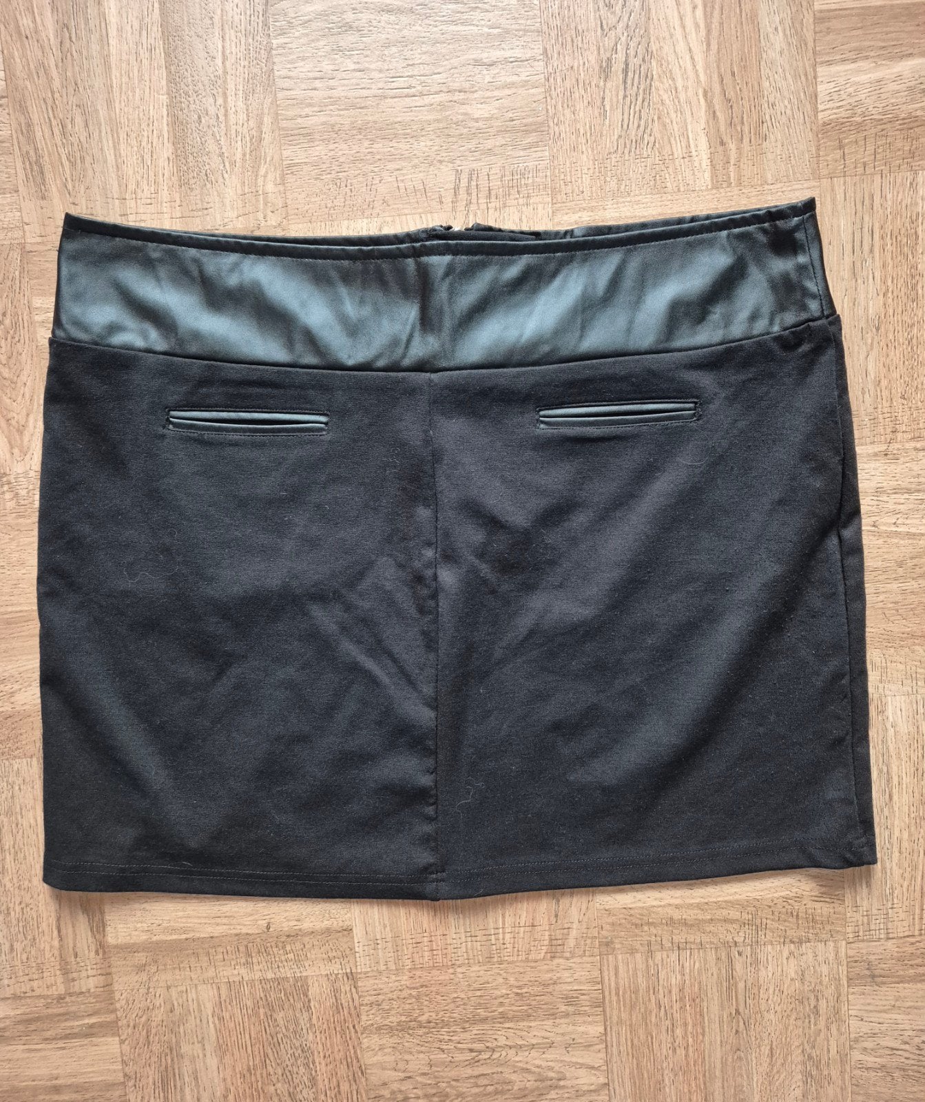 Jupe courte noire 46, Kleding | Dames, Rokken, Zwart, Maat 46/48 (XL) of groter, Zo goed als nieuw, Knielengte