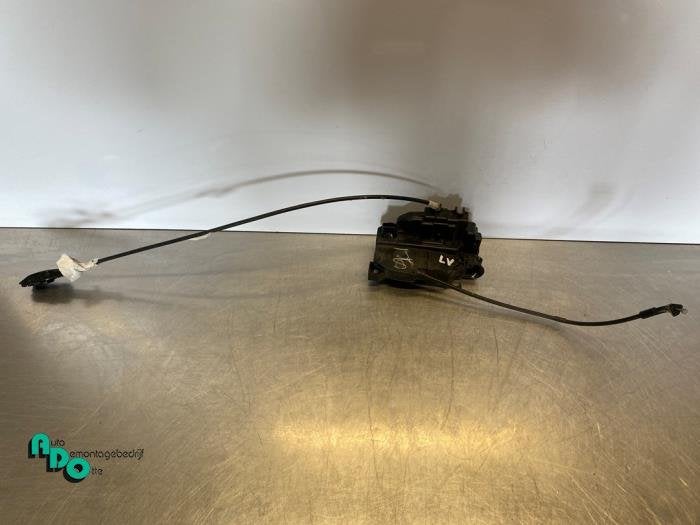 Serrure portière mécanique 4portes avant gauche d'un Renau, Autos : Pièces & Accessoires, Renault, -, 3 mois de garantie, Utilisé