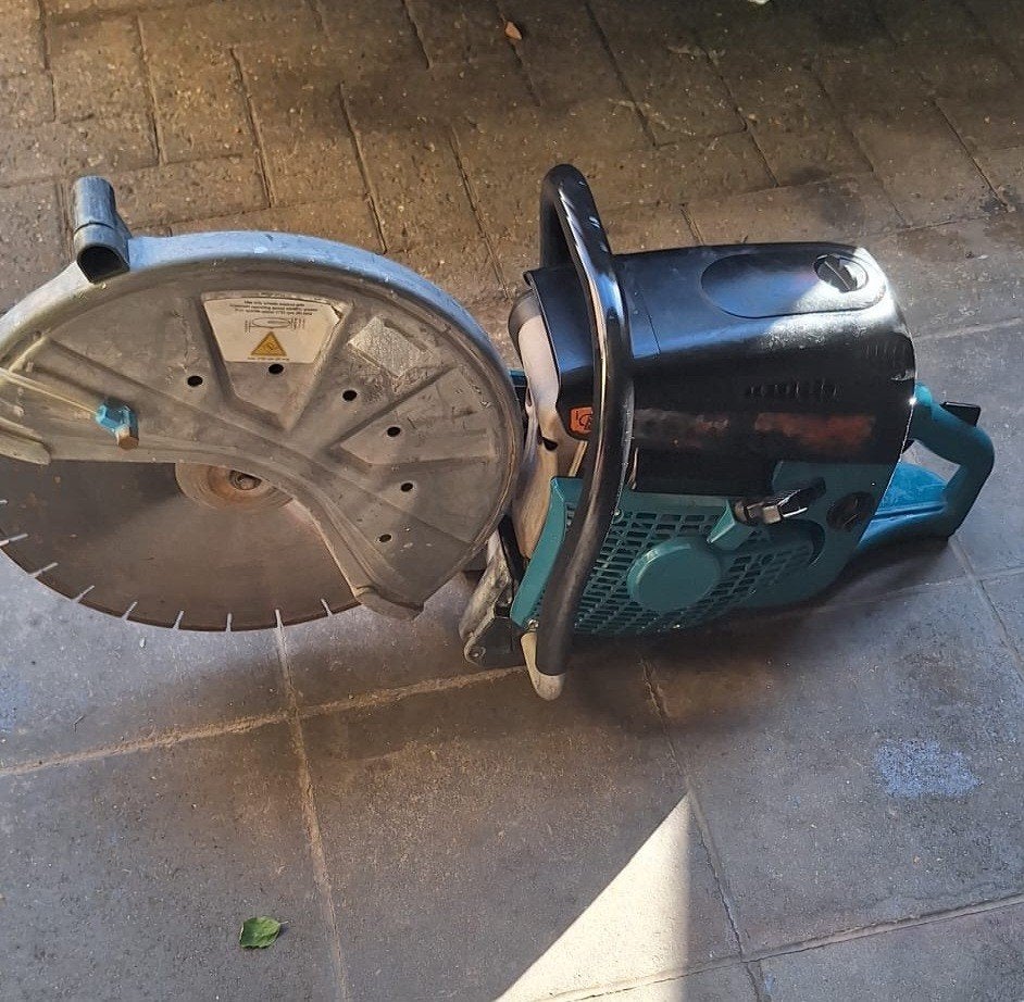 Découpeuse a béton MAKITA 400mm Ø, Enlèvement