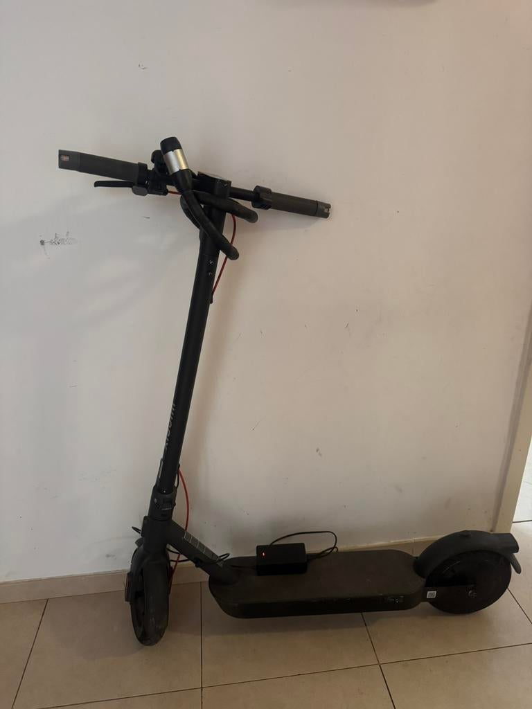 Xiaomi 4 pro-scooter (2e generatie), Fietsen en Brommers, Ophalen, Zo goed als nieuw
