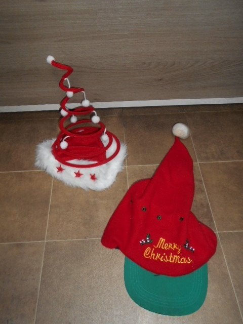 Couvre-chef de Noël cool/2 pour 3€, Enlèvement ou Envoi, Comme neuf
