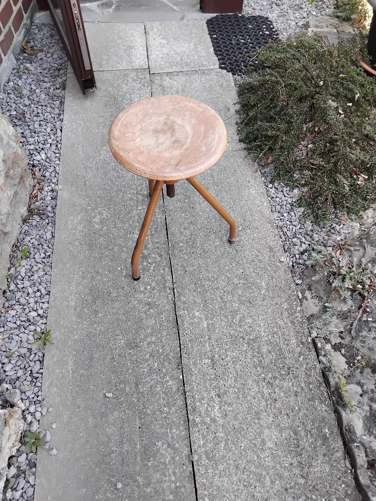 tabouret, Enlèvement