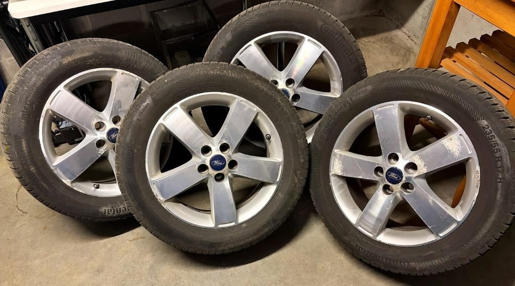 Winterbanden op velg 235/55 R17 5x108, Auto-onderdelen, Banden en Velgen, Ophalen, Gebruikt, Banden en Velgen, 17 inch