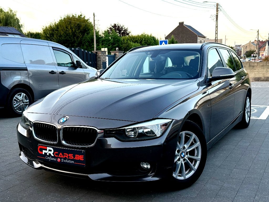 BMW 318 d Touring, Auto's, 100 kW, Euro 5, 1995 cc, Zwart