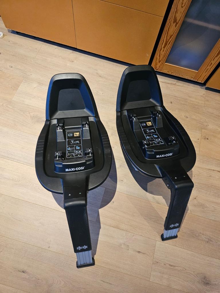 Maxi cosi isofix basis auto 2 stuks, Enlèvement