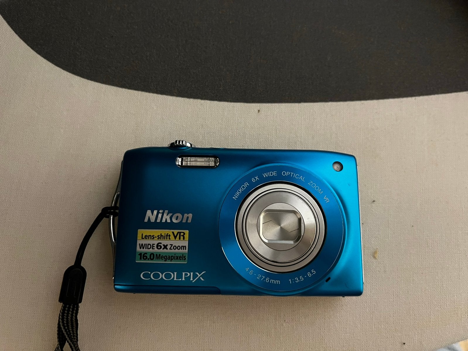 Blauwe camera Nikon Coolpix, Enlèvement ou Envoi, Comme neuf, Nikon