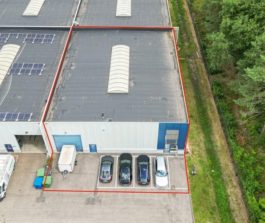 Bedrijfshal Genk te koop met ingerichte kantoren 512 m2, Immo, Genk