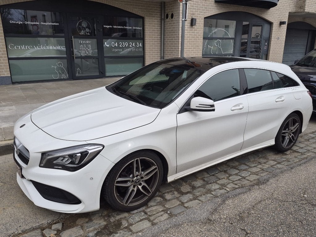 Auto Mercedes Benz Cla 2019, Auto's, Zwart, Wit, Leder, 5 deurs