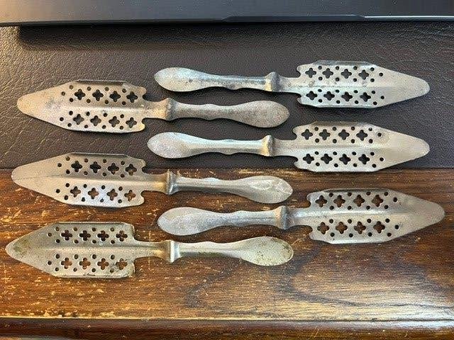 6 vintage wit metalen absint lepels, Ophalen
