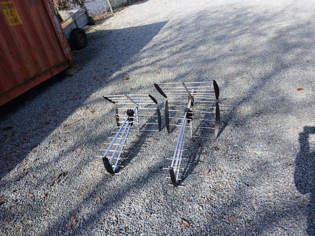 Ontvangstantenne voor TNT, Telecommunicatie, Antennes en Masten, Ophalen, Nieuw, Antenne