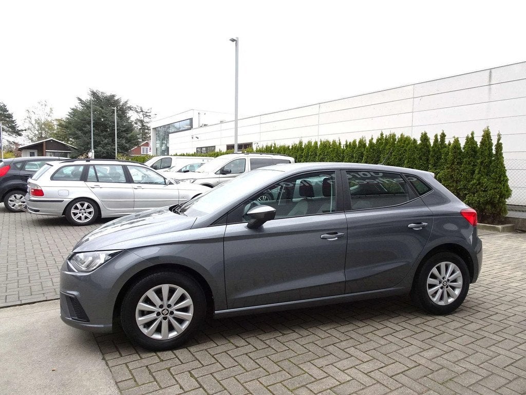 SEAT Ibiza 1.0i MPi 5d. Style NAVI,TREKHAAK,CRUISE,BLUETH,AL, Auto's, Seat, Stof, Ibiza, Bedrijf, 5 deurs
