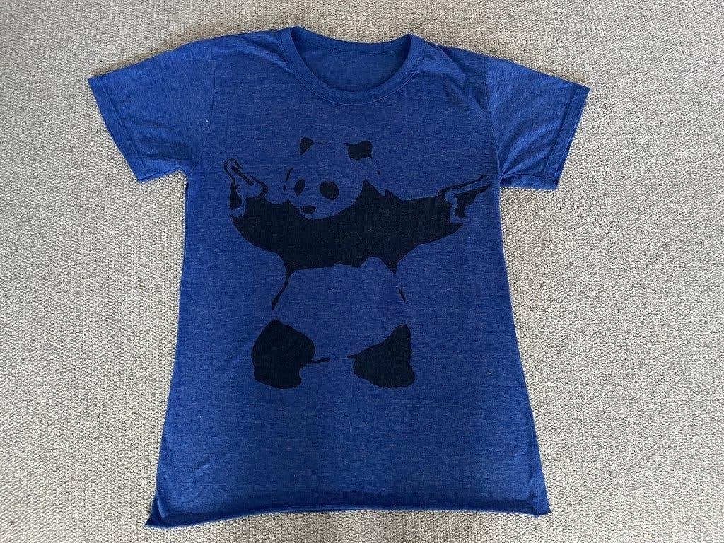 T-shirt panda blauw maat 158, Enfants & Bébés, Vêtements enfant | Taille 158, Enlèvement ou Envoi, Comme neuf, Garçon, Chemise ou À manches longues