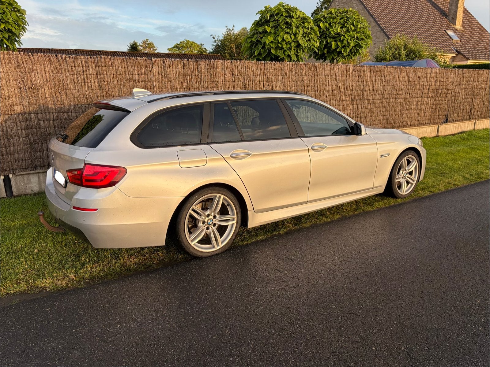 Bmw f11 525d m-pakket, Autos, BMW, Cuir, 2000 kg, Noir, 5 portes