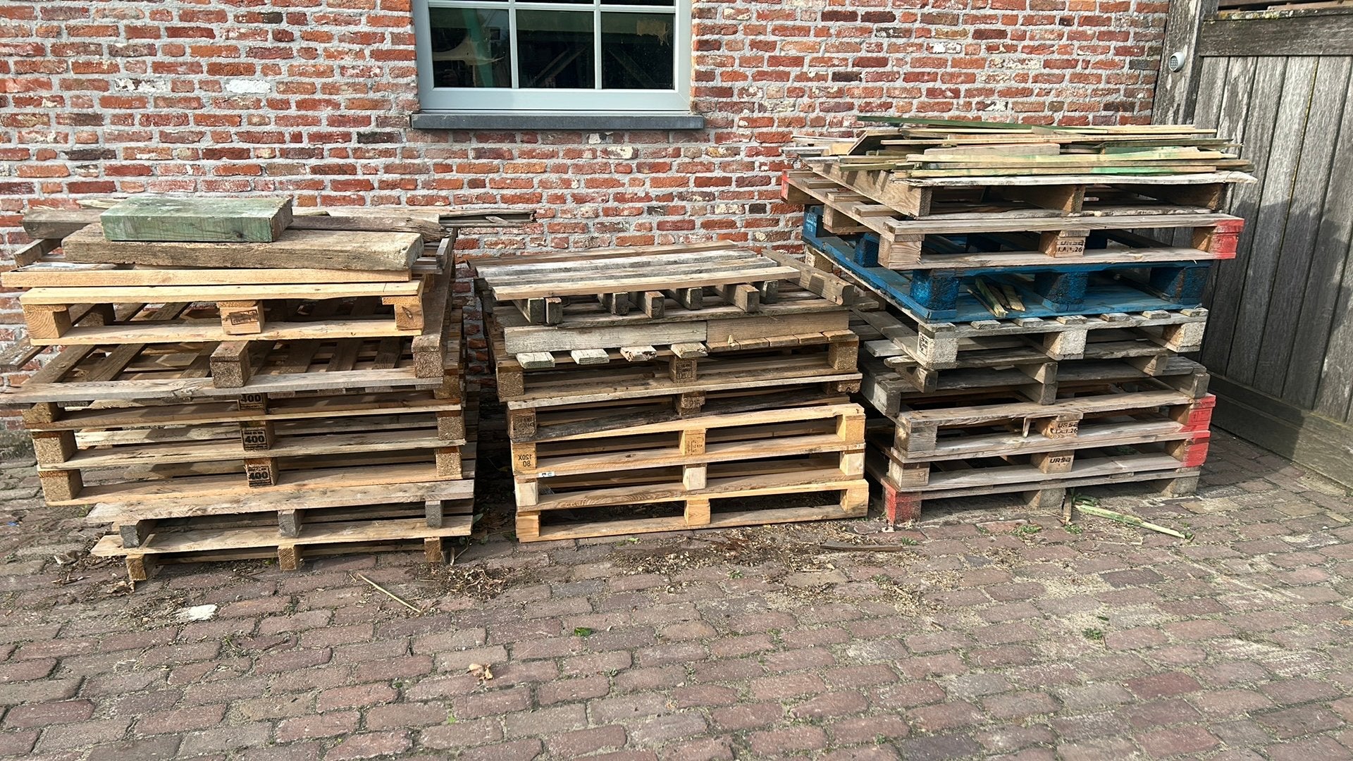 Brandhout gratis, Ophalen, Zo goed als nieuw