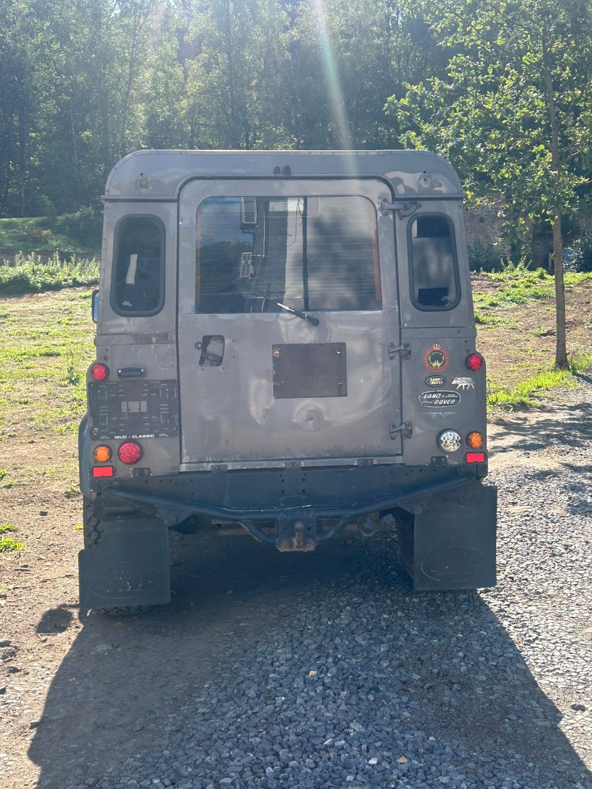Land Rover Defender 90, Autos, Argent ou Gris, Achat, Boîte manuelle, Noir