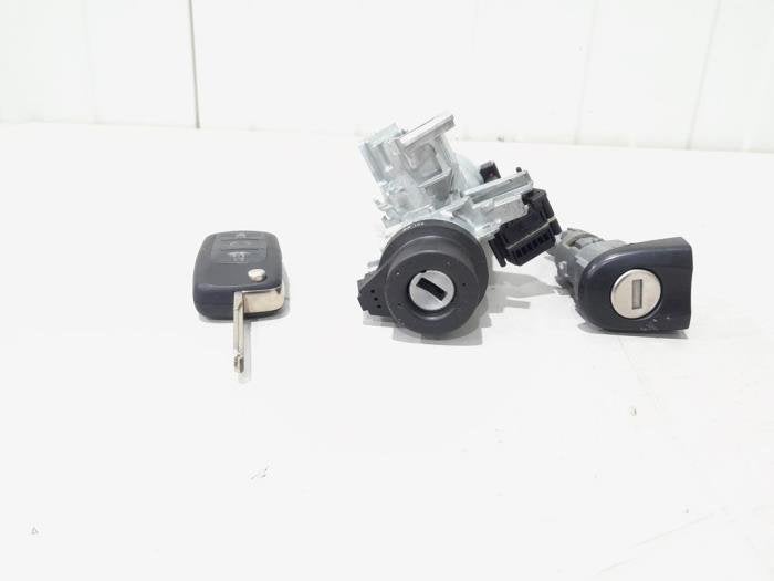 Slotenset van een Volkswagen Golf Plus, Gebruikt, -, Volkswagen, -